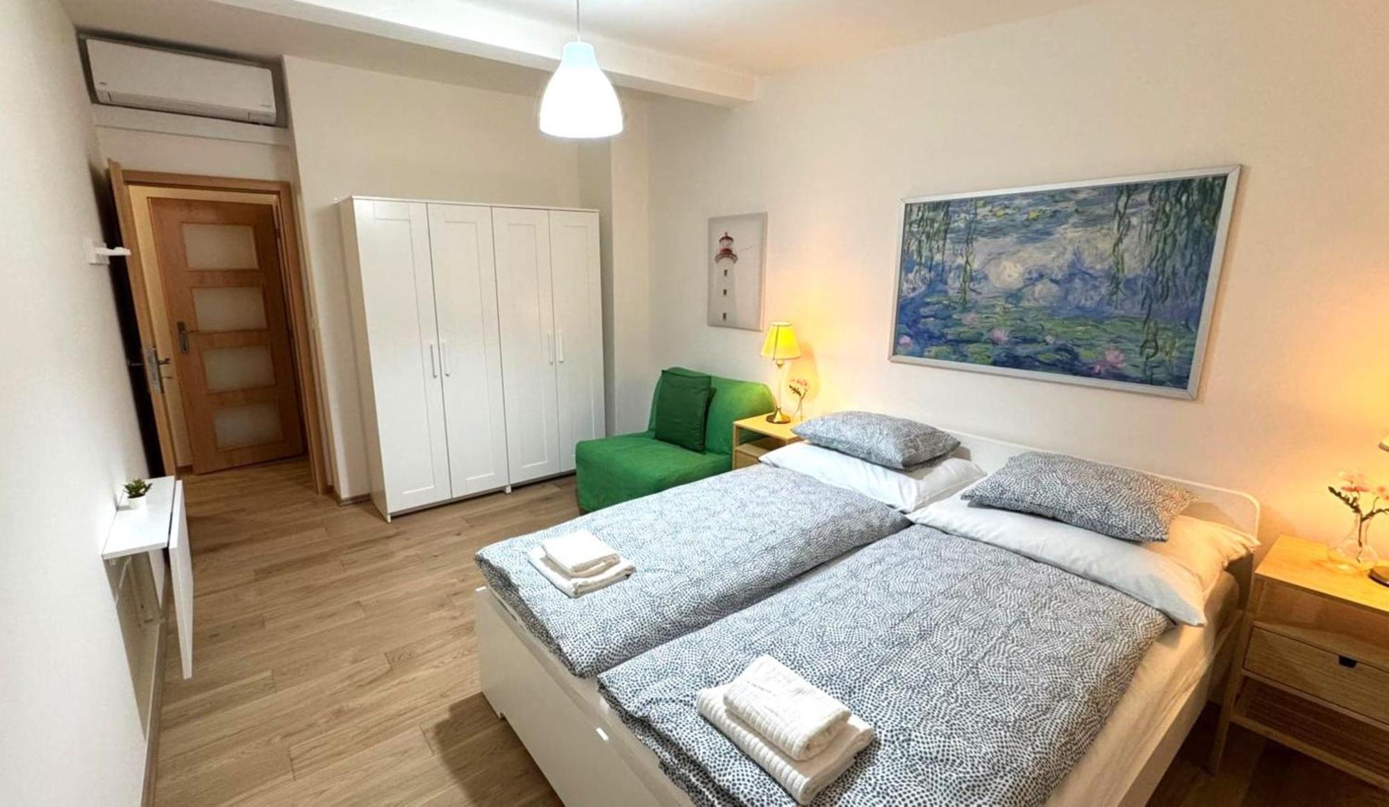 City Castle Aparthotel Прага Екстер'єр фото