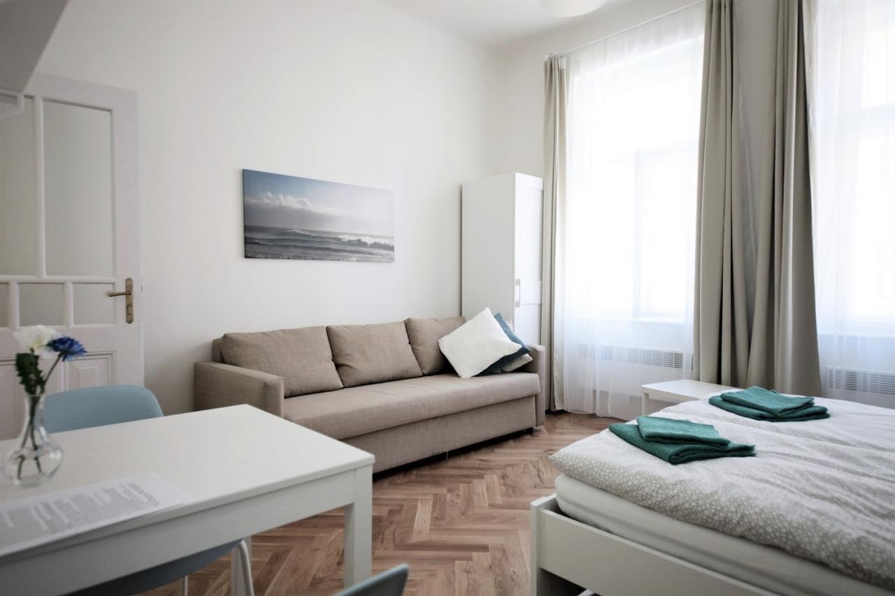 City Castle Aparthotel Прага Екстер'єр фото