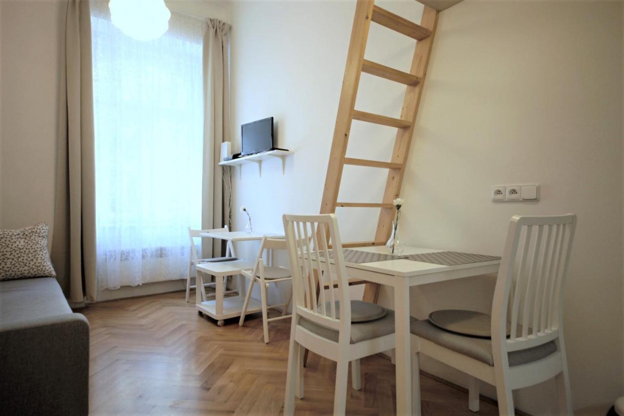 City Castle Aparthotel Прага Екстер'єр фото